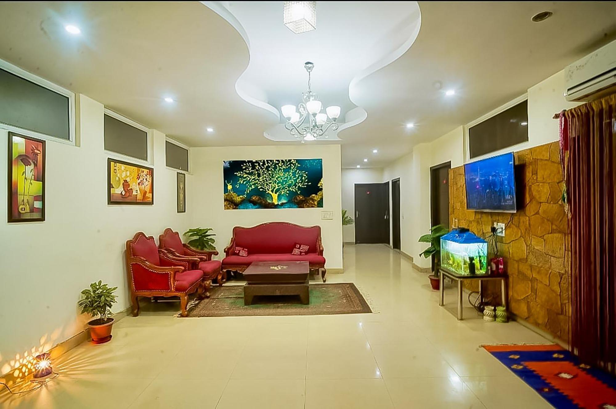 Happy Inn - Near Saket Metro New Delhi Ngoại thất bức ảnh